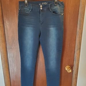 Wallflower skinny jeans
